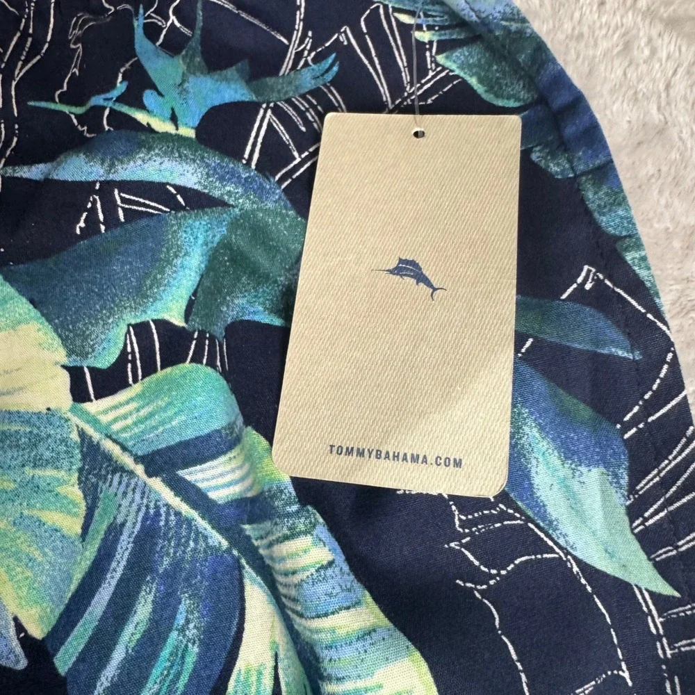 NWT Tommy Bahama Mens Tropical Floral Cotton Shorts Navy Blue Size Large